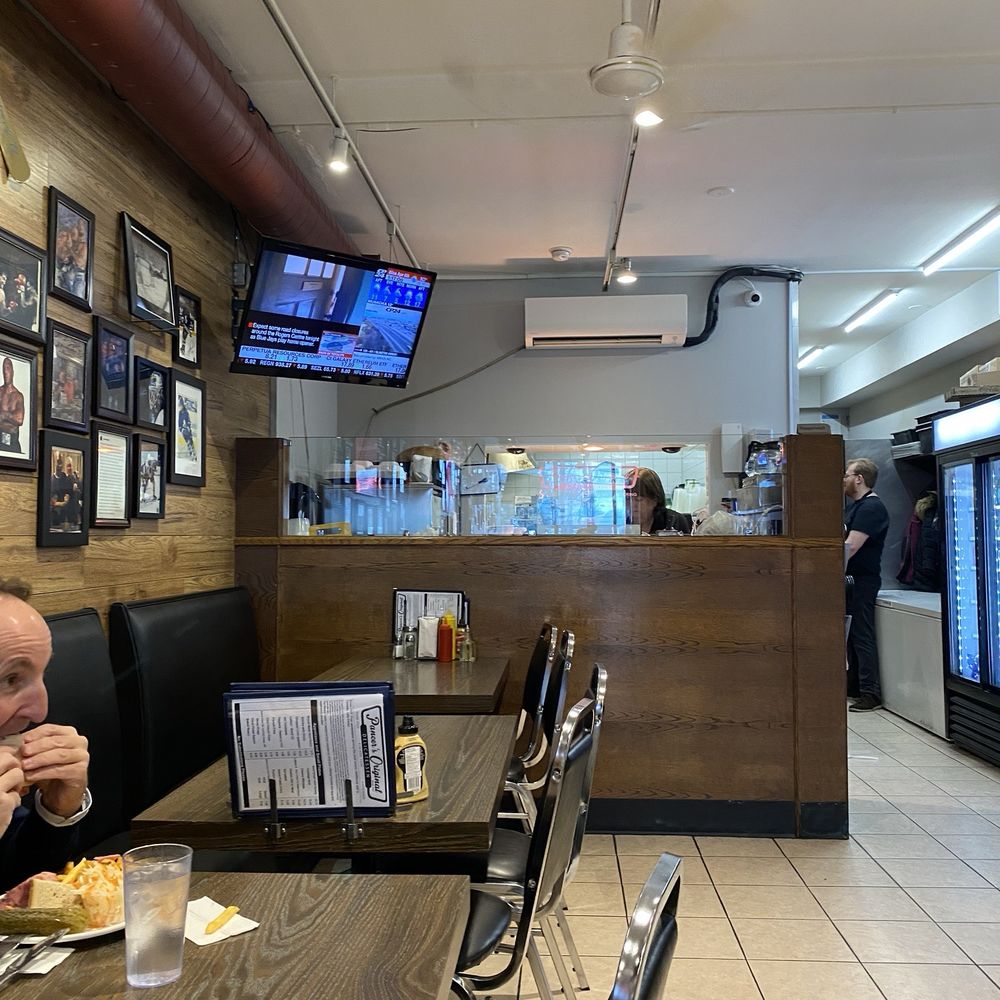 Pancer's Original Deli - Dining area. - Delis Near Me - Toronto, Ontario