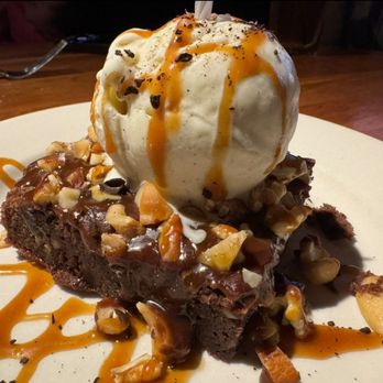 Houston's Restaurant - New American Near Me - Irvine, California Houston's Restaurant - New American Near Me - Irvine, California