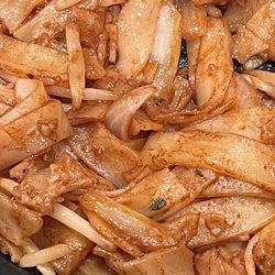 Dumpling Capital - Beef chow fun was not fun