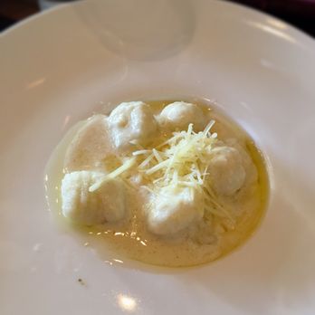 Centro Bar & Kitchen - The DAILY HOUSE GNOCCHI was in an Alfredo sauce. Quite tasty, but extremely simple. - Tapas/Small Plates Near Me - Reno, Nevada Centro Bar & Kitchen - The DAILY HOUSE GNOCCHI was in an Alfredo sauce. Quite tasty, but extremely simple. - Tapas/Small Plates Near Me - Reno, Nevada