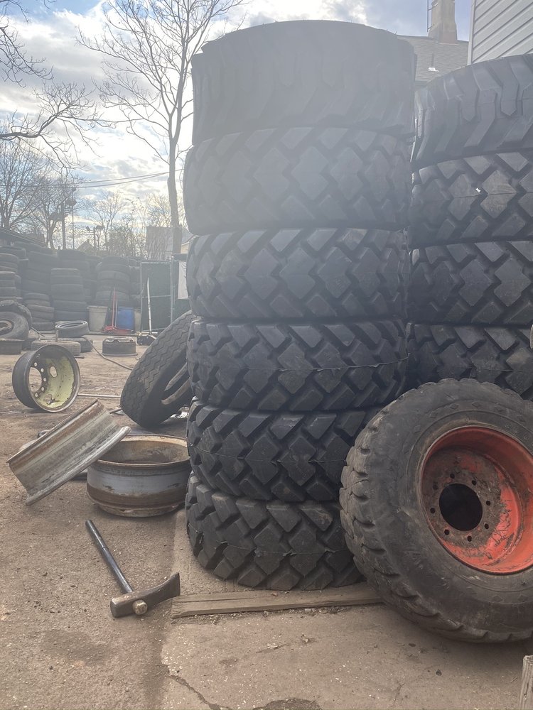 HOFFMAN TIRE CO Updated September 2024 10 Photos 434 E 5th St