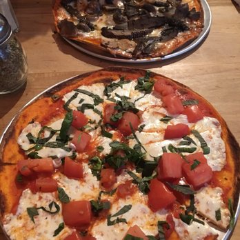 Brado NYC Thin Crust Pizza - Pizza Near Me - Brooklyn, New York Brado NYC Thin Crust Pizza - Pizza Near Me - Brooklyn, New York