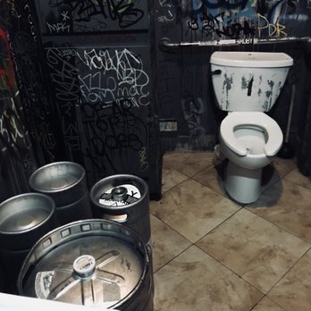 Montana - Dive Bars Near Me - Seattle, Washington