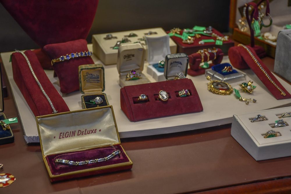 THE JEWELRY CENTER 13 Photos 348 N Pine St, Burlington, Wisconsin