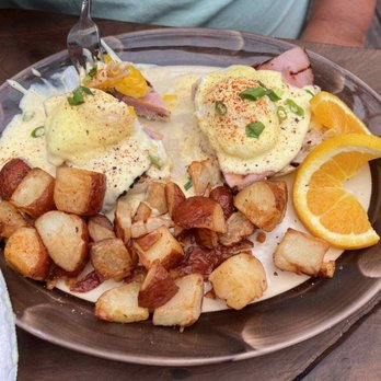 Drift Inn - YUMMMM eggs Benedict. - New American Near Me - Yachats, Oregon
