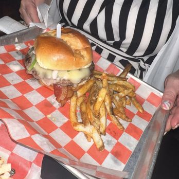 The Haunted House - The Lurch Burger w/Fries - New American Near Me - Cleveland Heights, Ohio