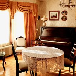 Le Griffon - The Salon Vienneau, named after the family who cared for the house for 67 years.