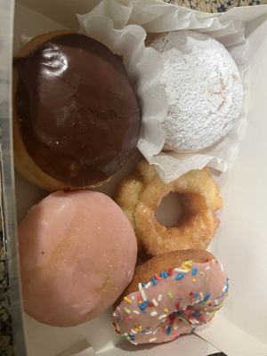 Sarah Donuts by null