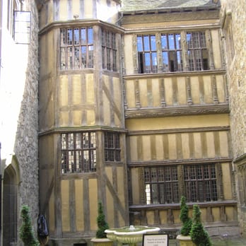 Château de leeds - Funeral Services & Cemeteries Near Me