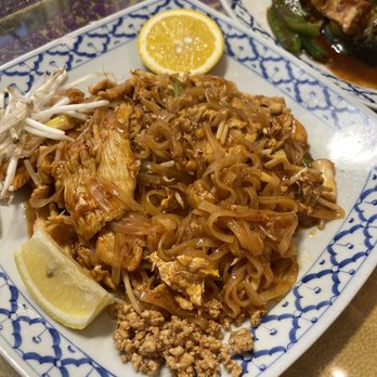 Tom Yum - Pad Thai Noodles with chicken (extra spicy) - Thai Near Me - Surprise, Arizona Tom Yum - Pad Thai Noodles with chicken (extra spicy) - Thai Near Me - Surprise, Arizona