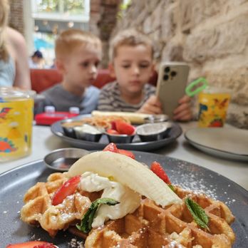 The Collins Quarter - Delicious Dulce De Leche Waffles - Cafes Near Me - Savannah, Georgia