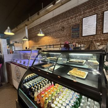 Amelia Island Coffee - Inside ordering counter - Coffee & Tea Near Me - Fernandina Beach, Florida