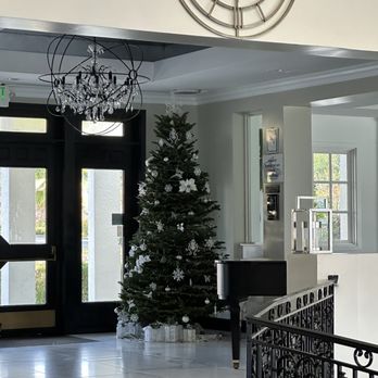 Canyon View Event Center - Decorated for the holidays. - Venues & Event Spaces Near Me - San Ramon, California