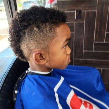 Exquisite Premier Salon and Spa - Barber Cornell - Hair Salons Near Me - Cypress, Texas