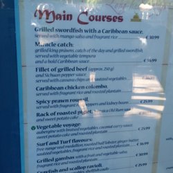 Pirates des caraibes - oh no! Piglet is on the menu! :)