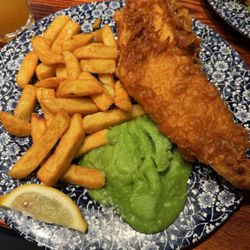 The Eight Bells - Massive meal and a drink was included for under £13