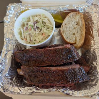 Mike's Backyard BBQ - Barbeque Near Me - Gilroy, California