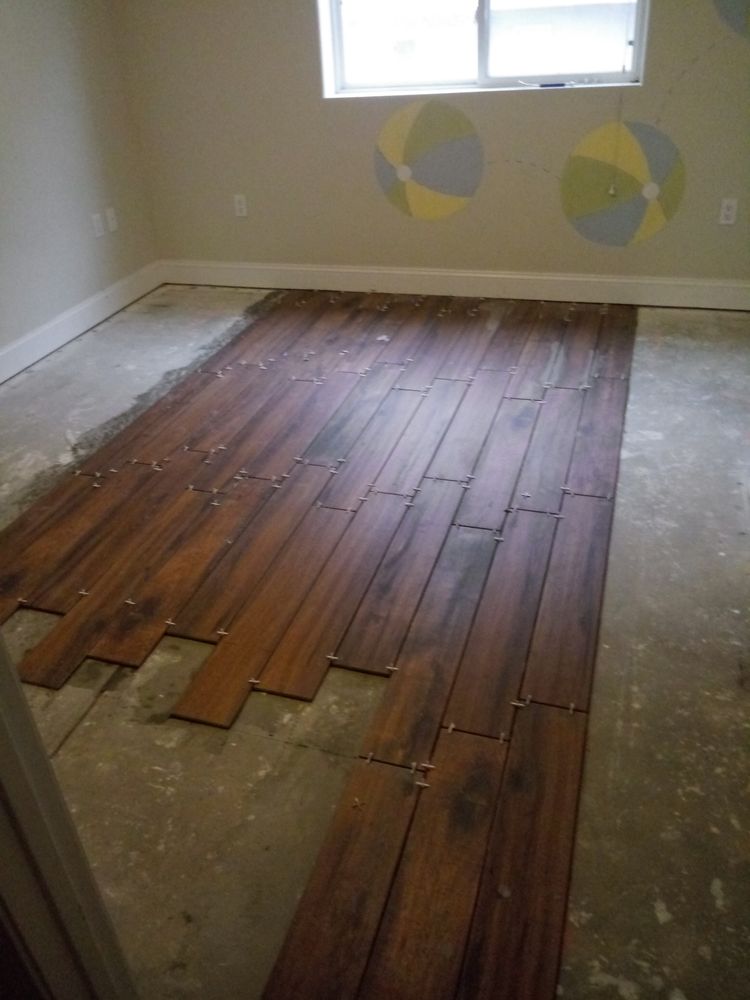 Slide of Mr Bath Grip