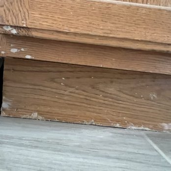 Juan Gutierrez - Chipped bottom cabinets - Cabinetry Near Me Juan Gutierrez - Chipped bottom cabinets - Cabinetry Near Me