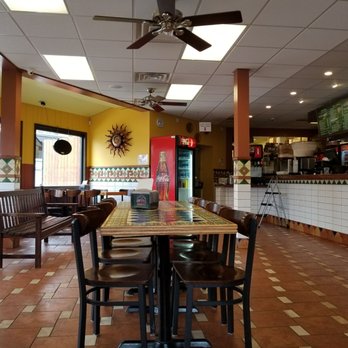 Burrito House - Mexican Near Me - Chicago, Illinois