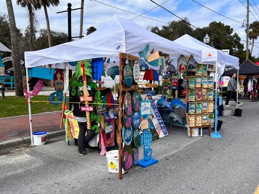 FLORIDA MANATEE FESTIVAL - Updated January 2025 - 26 Photos - Downtown