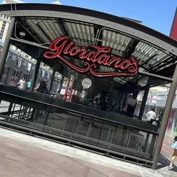 GIORDANO’S - Updated December 2024 - 3121 Photos & 2408 Reviews - 3619 ...