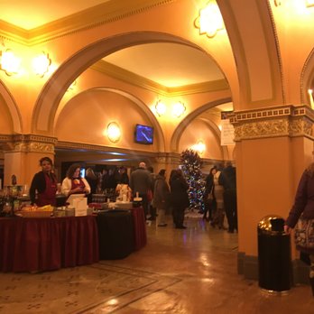 Auditorium Theatre - Scattered stations for the purchase of drinks and snacks throughout the lobby - Performing Arts Near Me - Chicago, Illinois Auditorium Theatre - Scattered stations for the purchase of drinks and snacks throughout the lobby - Performing Arts Near Me - Chicago, Illinois