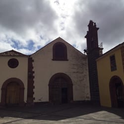 Catedral - Right side entrance