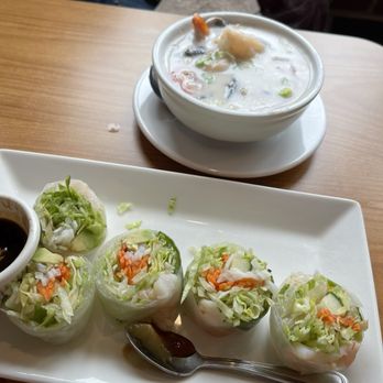 Ocha Thai Noodle - Thai Spring Roll - Noodles Near Me - Pittsburgh, Pennsylvania