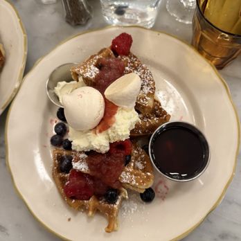 The Hart and The Hunter - Waffle - Breakfast & Brunch Near Me - Seattle, Washington The Hart and The Hunter - Waffle - Breakfast & Brunch Near Me - Seattle, Washington
