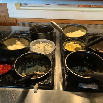 BubbaQue's - a variety of bowls of food - Barbeque Near Me - Leesville, Louisiana
