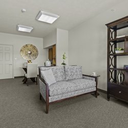 Linden Square Senior Care