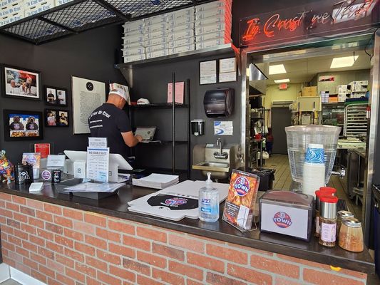 dtown pizzeria by null