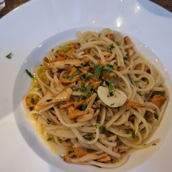 Valvona And Crolla - Linguine with Chanterelles
