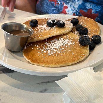 Zakes Cafe - Blueberry pancakes - New American Near Me - Fort Washington, Pennsylvania
