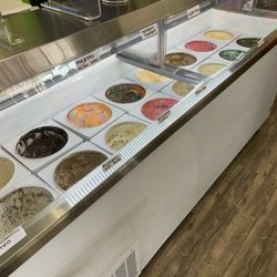 3 in 1 Frozen Creamery - Hard ice cream also 12 soft serve flavors