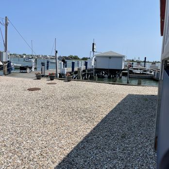 Aqua - boats docked at a dock - Seafood Near Me - Clinton, Connecticut Aqua - boats docked at a dock - Seafood Near Me - Clinton, Connecticut