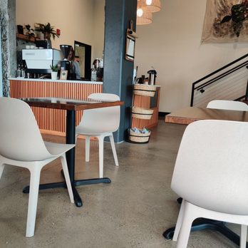 Pause Coffee Lab - Coffee & Tea Near Me - Gresham, Oregon