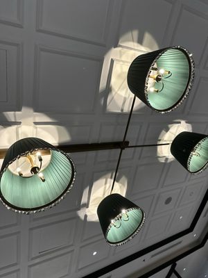 Li Yen 麗苑 by null