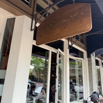 Cantinetta Bellevue - Italian Near Me - Bellevue, Washington