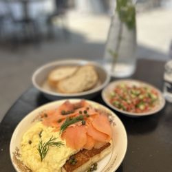 12 Chairs Cafe - Smoked Salmon Scrambled Eggs