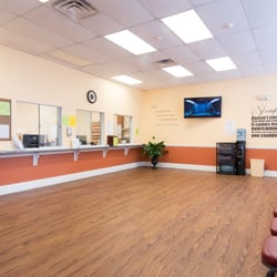 New Horizons Medical - waiting area