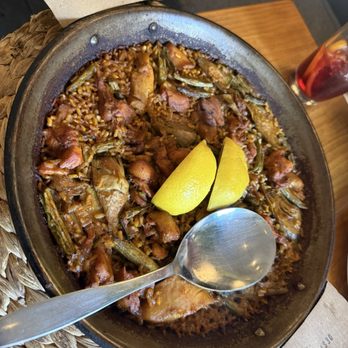 Destapas - Chicken paella/ paella Valenciana (for 2) - Spanish Near Me - San Francisco, California Destapas - Chicken paella/ paella Valenciana (for 2) - Spanish Near Me - San Francisco, California