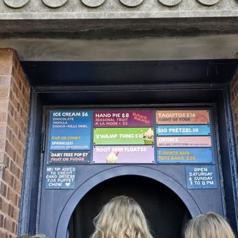 The Sugar Hole - Ice Cream & Frozen Yogurt Near Me - Chicago, Illinois