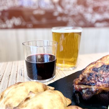 9 Julio Empanada Kitchen - Wine and beer - Latin American Near Me - Oakland, California 9 Julio Empanada Kitchen - Wine and beer - Latin American Near Me - Oakland, California