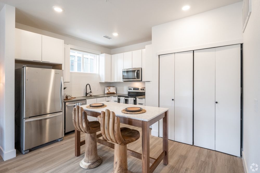 THE ARMORY APARTMENTS Updated July 2024 4775 13th St, Boulder