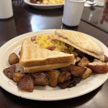 Emmily's - Country breakfast - American Near Me - Johnston, Rhode Island