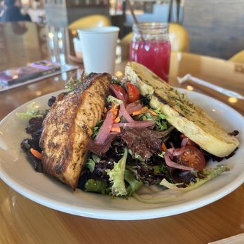 Urban Plates - New American Near Me - Long Beach, California