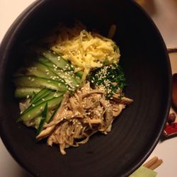 Sato Gotuje - Udon na zimno z kurczakiem