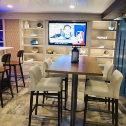 JB's Boathouse Grill & Bar - Upstairs bar and grill ares